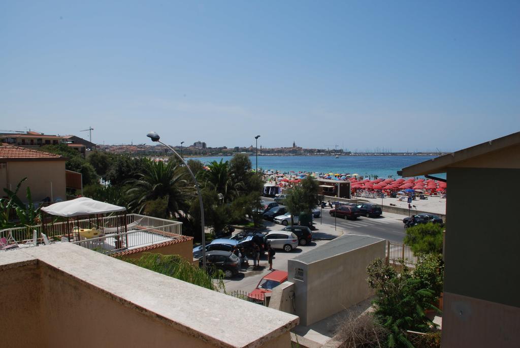 La Terrazza - Residenze Maricharme Apartman Alghero Kültér fotó